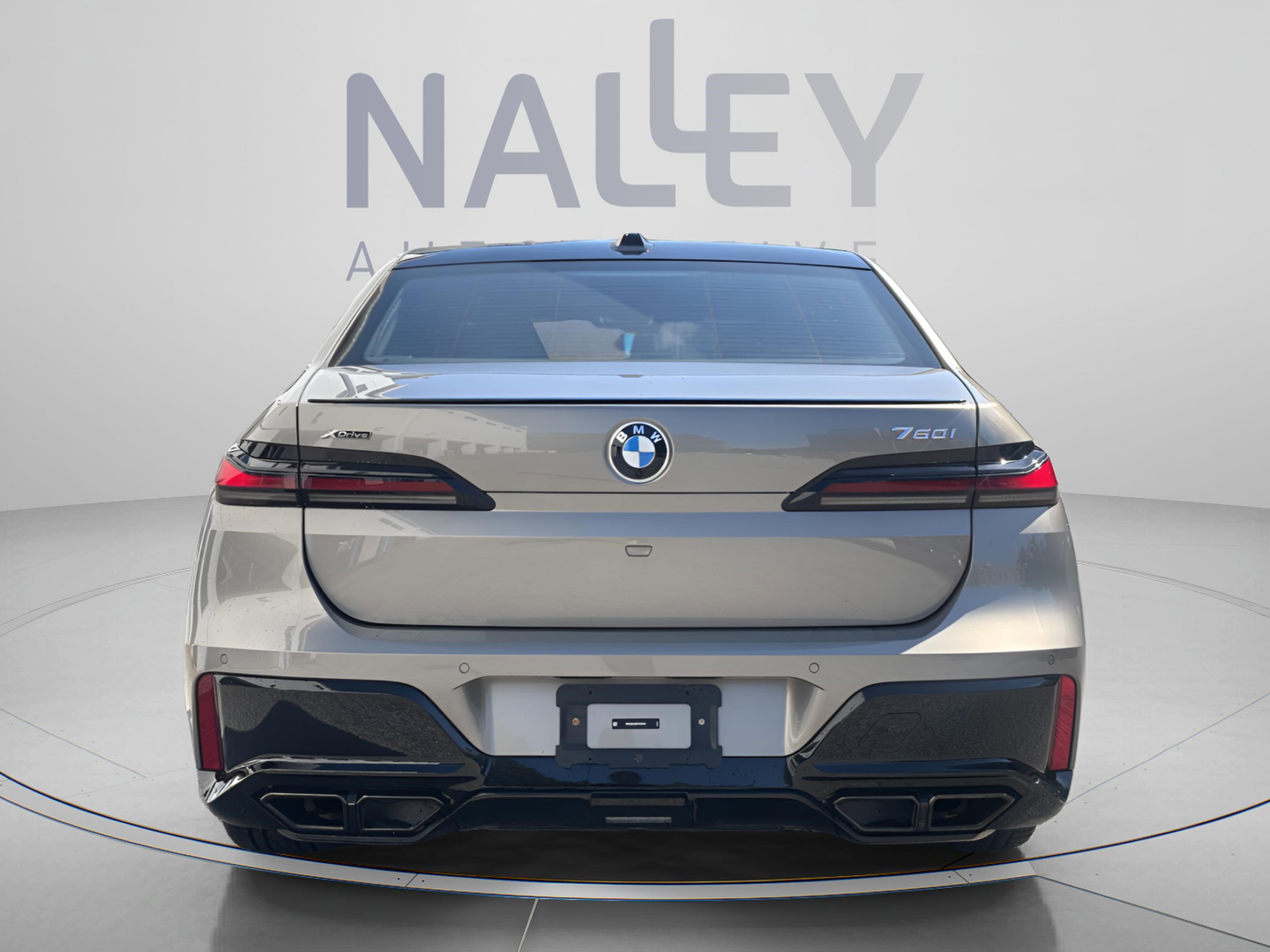 2023 BMW 760i xDrive