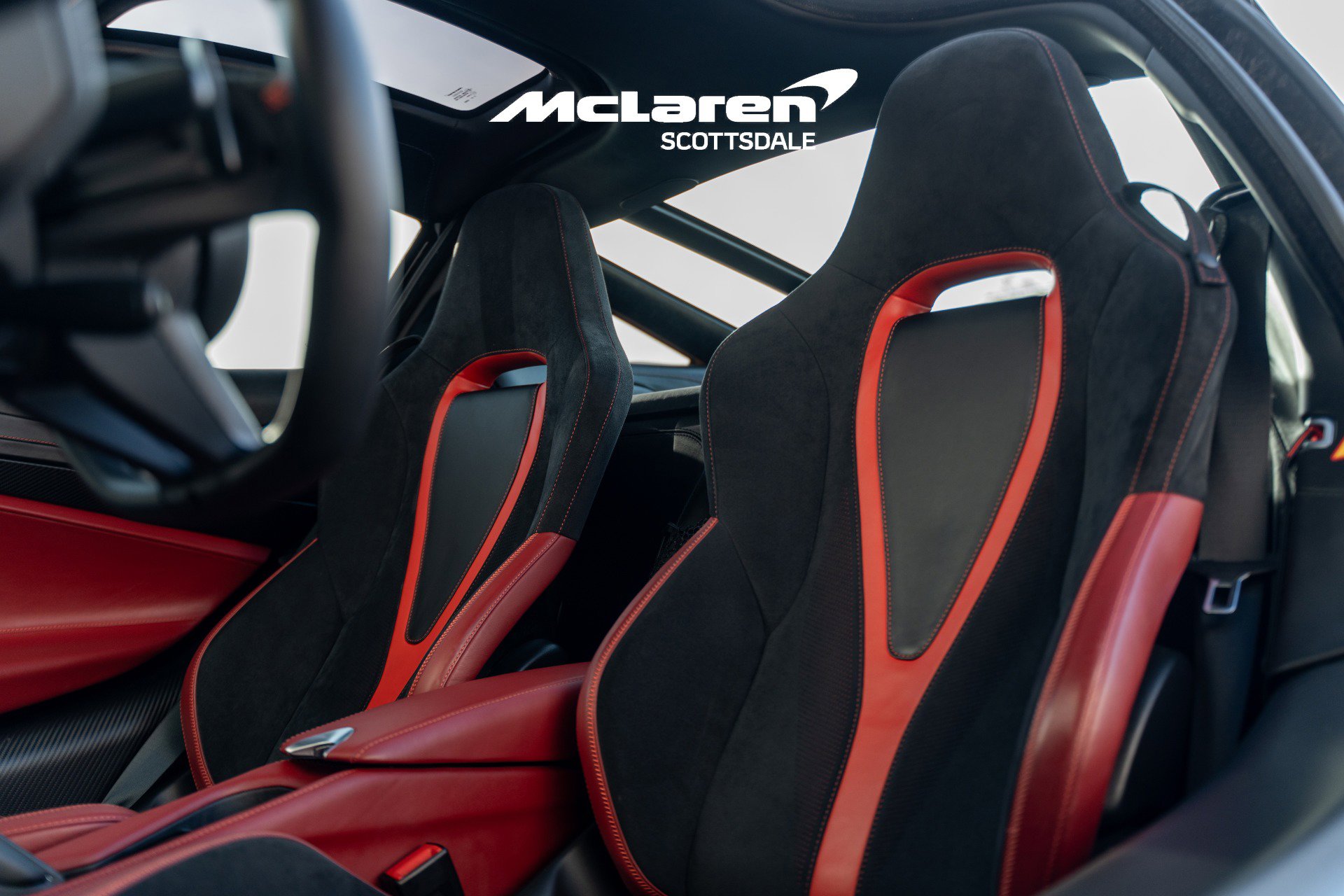 Used 2018 McLaren 720S Performance photo 27