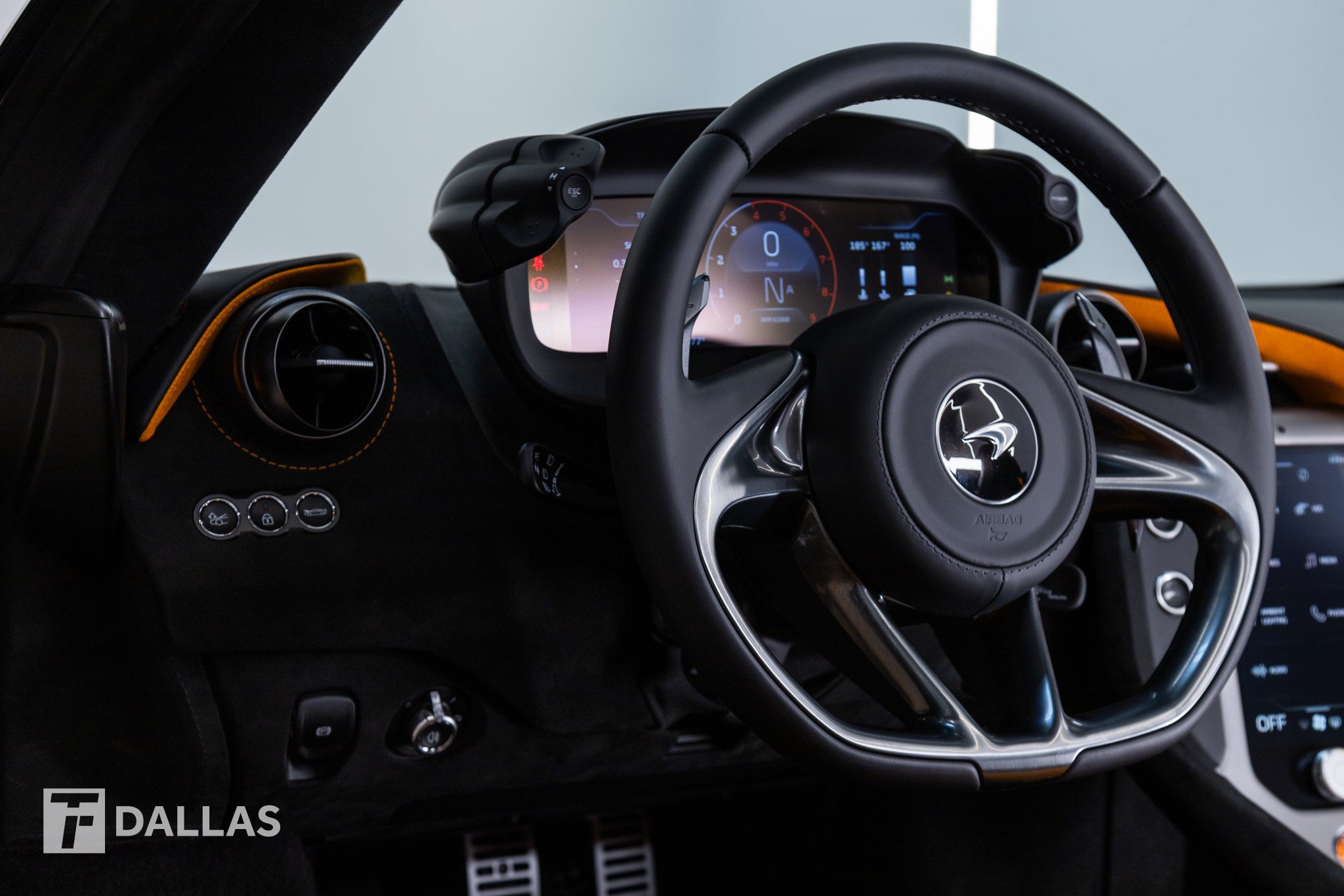 Used 2027 McLaren 750S Spider photo 27