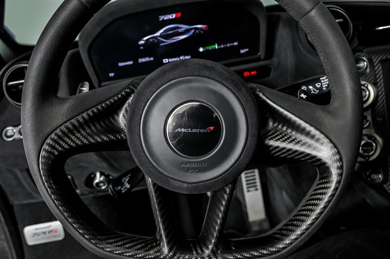 Used 2018 McLaren 720S photo 27