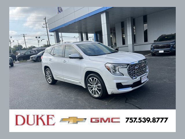 Used 2023 GMC Terrain Denali w/ Denali Premium Package