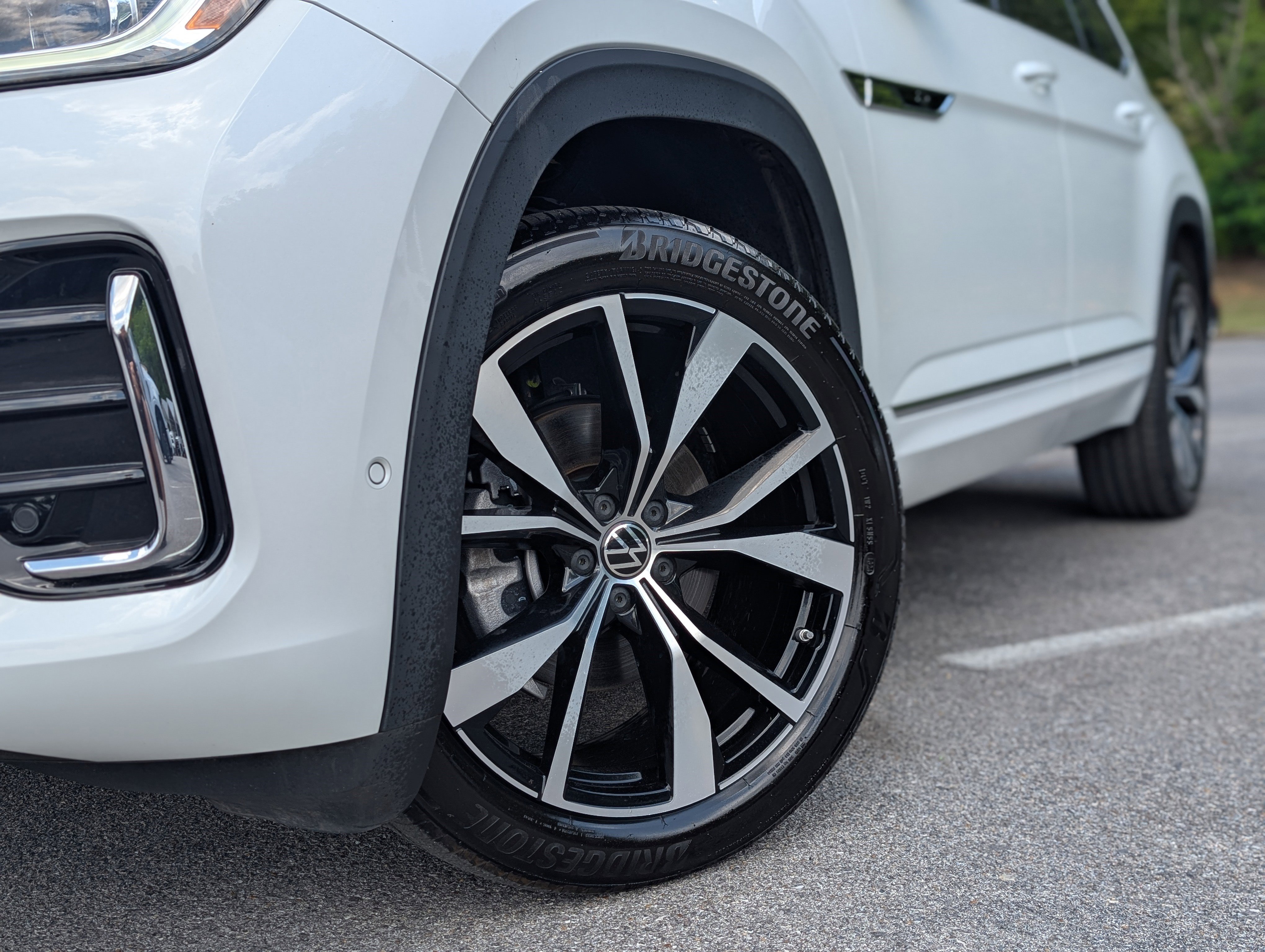 2024 Volkswagen Atlas SEL Premium R-Line