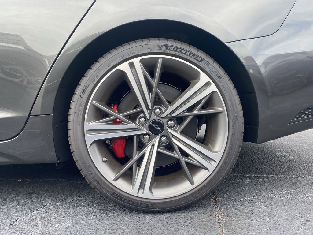 2025 Genesis G70 3.3T Advanced