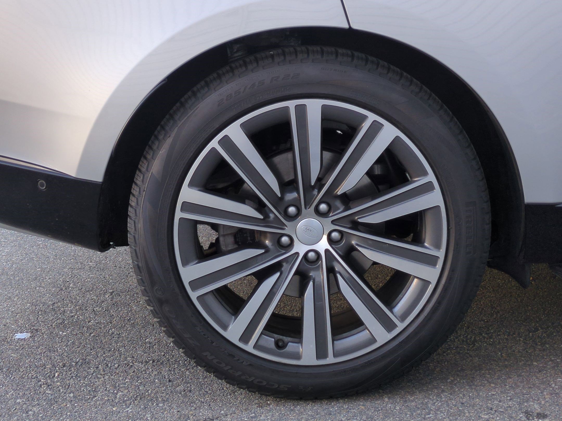 2023 Land Rover Range Rover SE