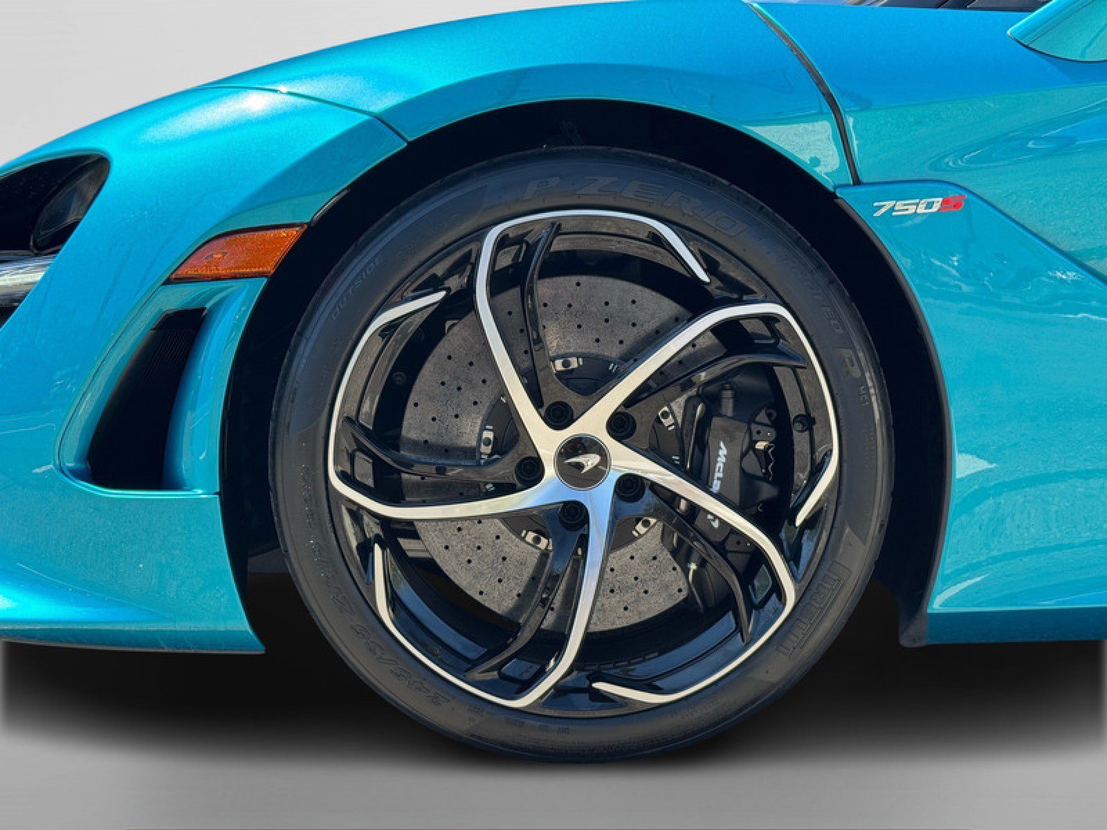 Used 2024 McLaren 750S photo 11