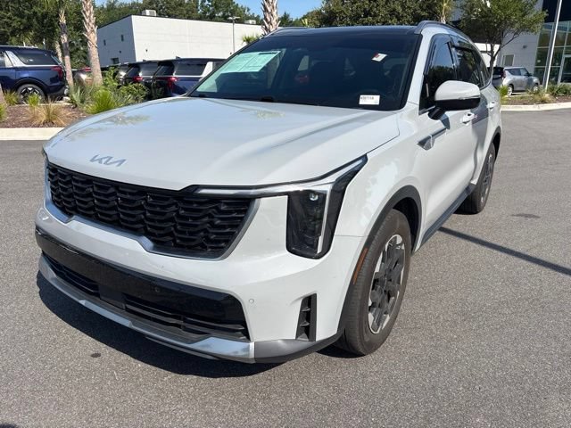 Used 2024 Kia Sorento S w/ Panoramic Sunroof Package