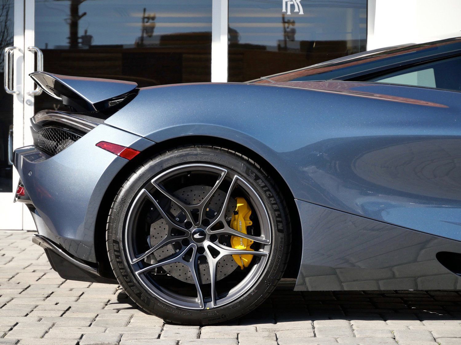 Used 2019 McLaren 720S Performance photo 28