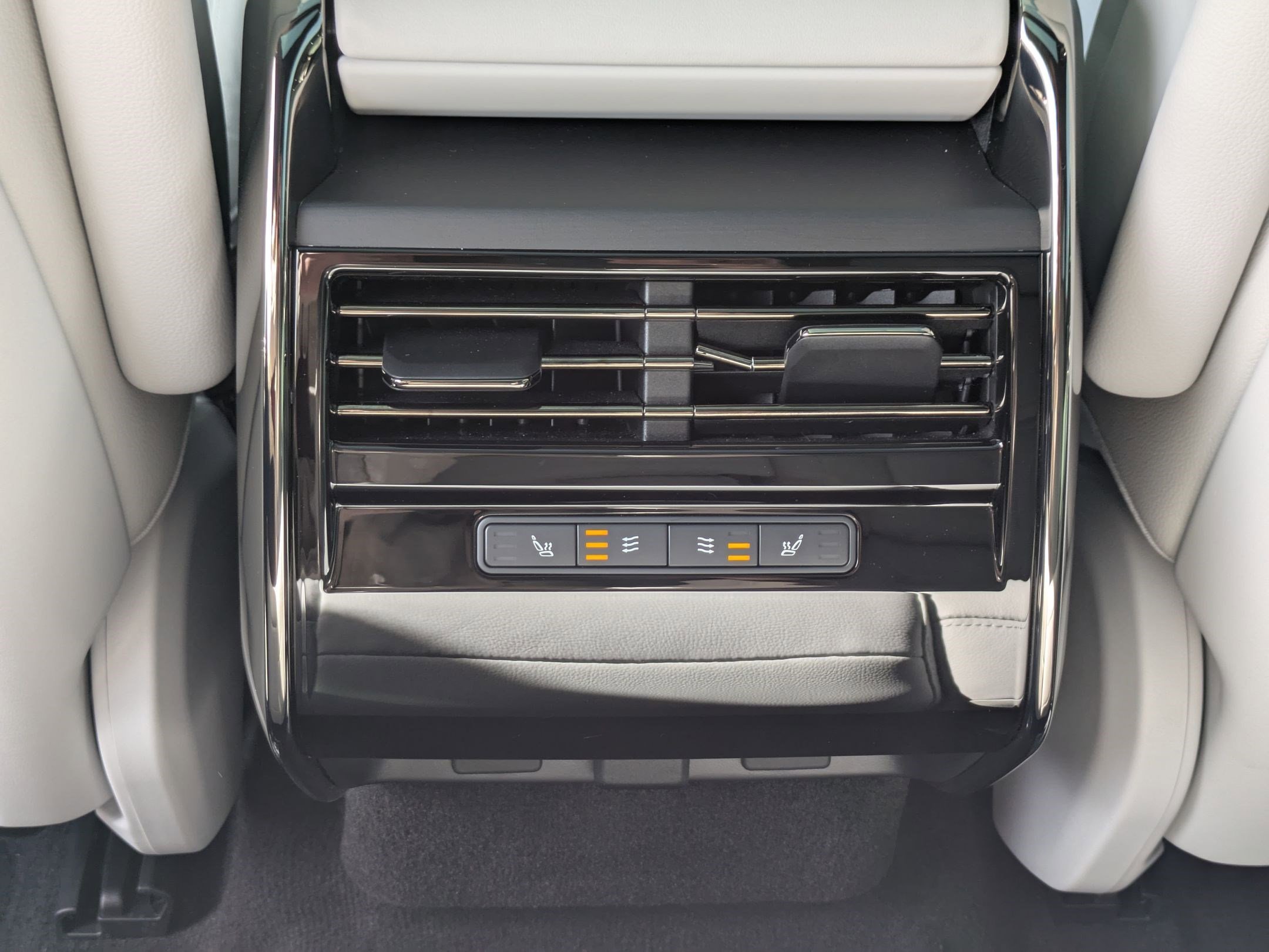 2025 Land Rover Range Rover Sport S