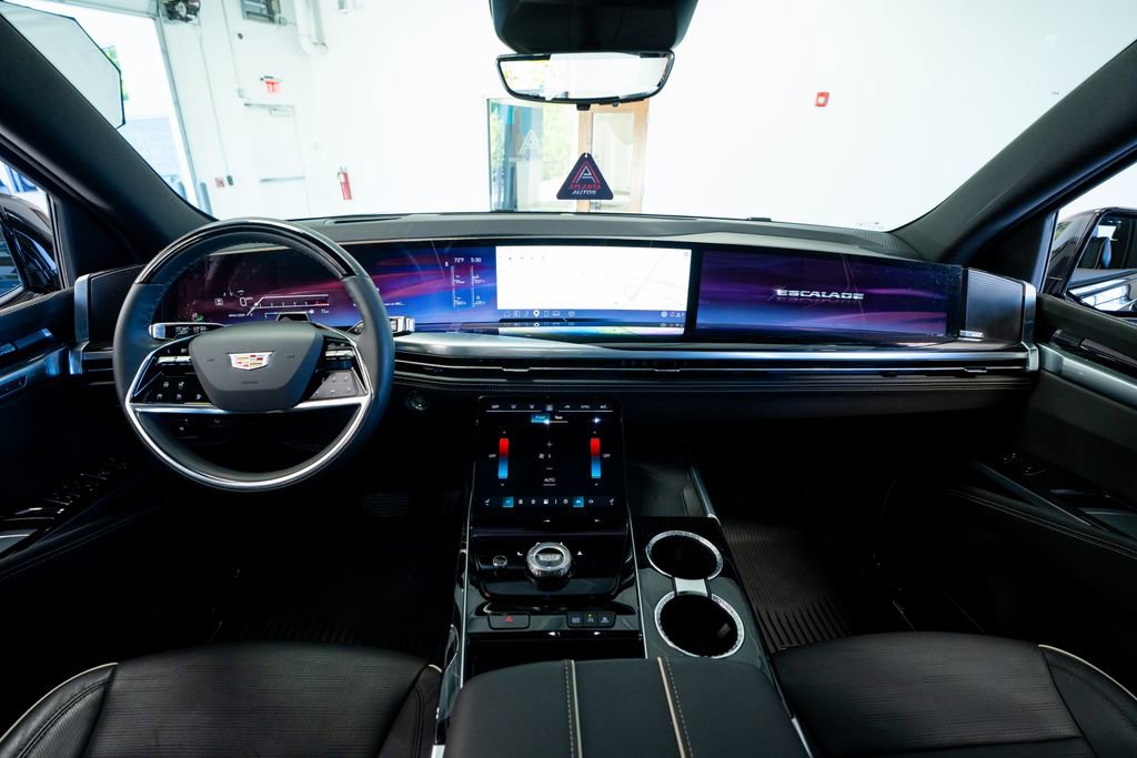 2025 Cadillac Escalade Sport