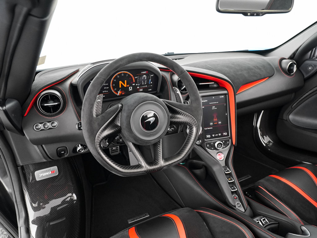 Used 2023 McLaren 720S Performance photo 6