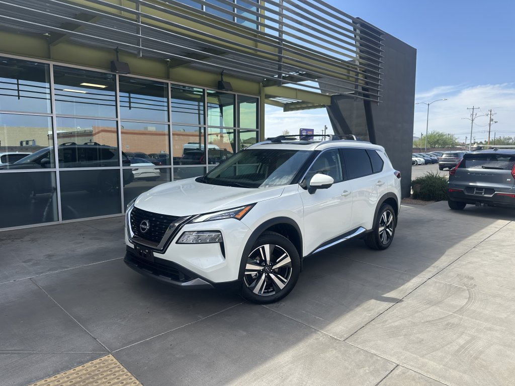 Used 2023 Nissan Rogue SL
