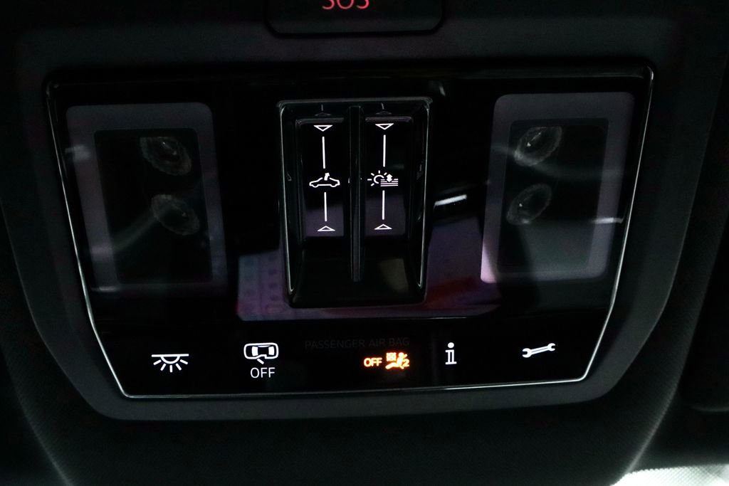 2025 Volkswagen Atlas Cross Sport SEL R-Line