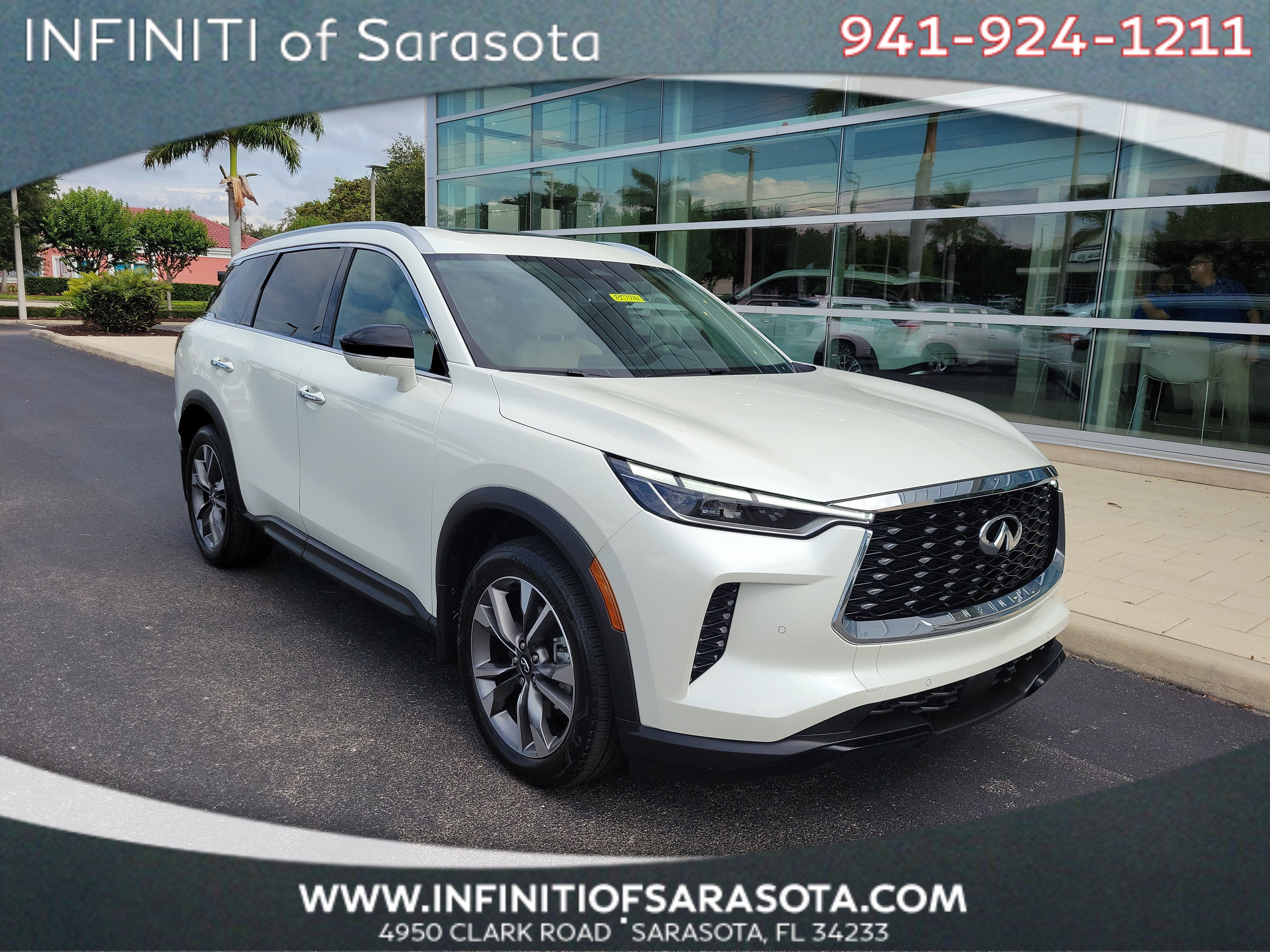 Certified 2023 INFINITI QX60 Luxe w/ Cargo Package