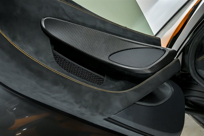 Used 2019 McLaren 600LT photo 33