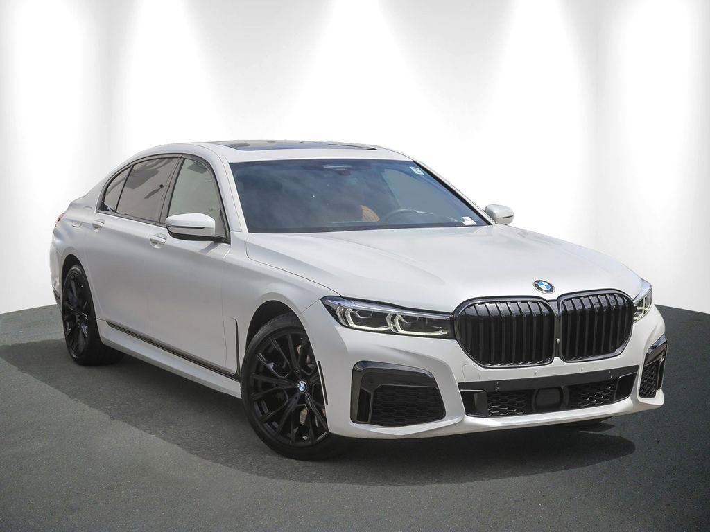Certified 2022 BMW 750i xDrive w/ Autobahn Package