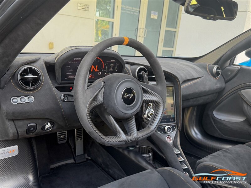 Used 2021 McLaren 765LT photo 14
