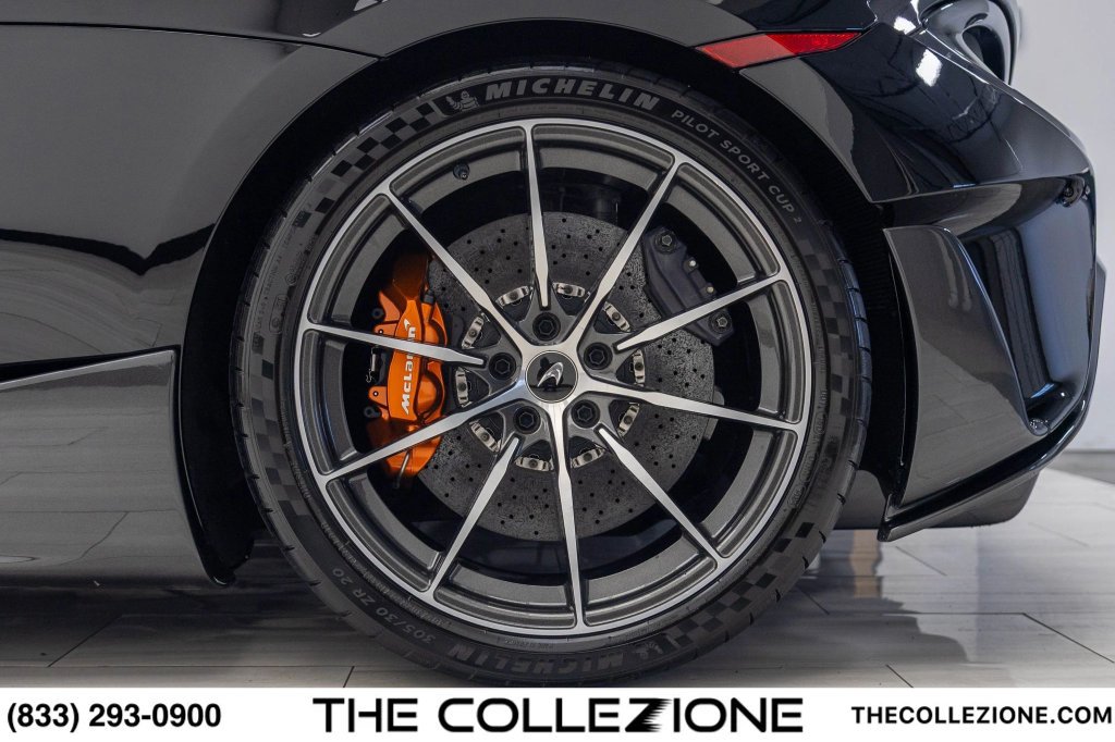 Used 2020 McLaren 600LT Spider photo 17