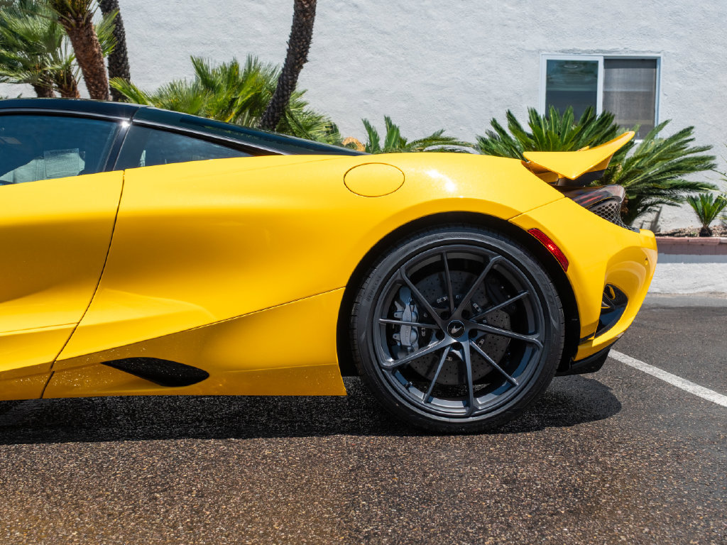 New 2027 McLaren 750S photo 24