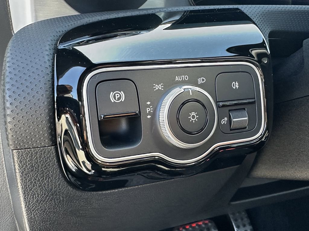 2025 Mercedes-Benz CLA 250 4MATIC