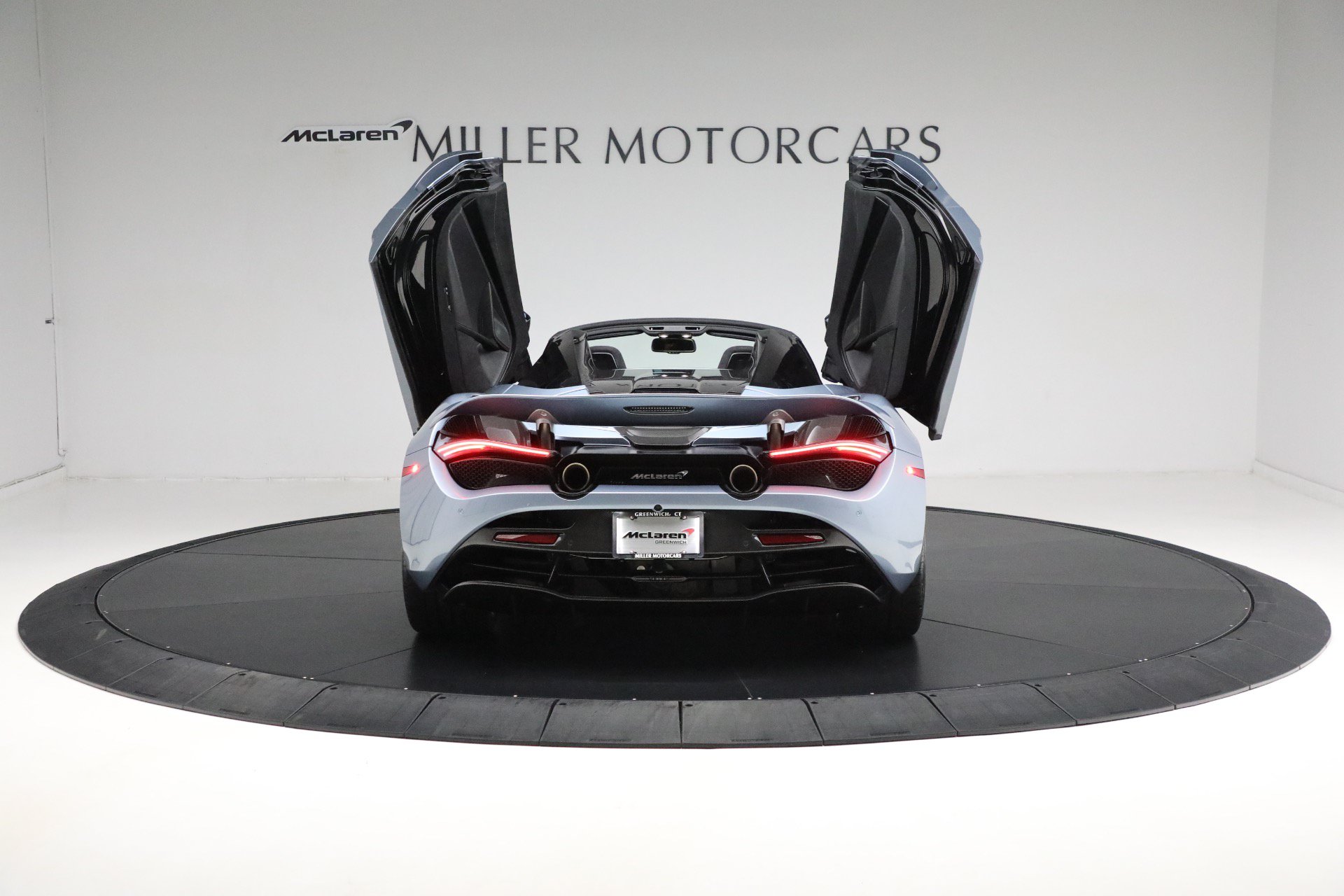 Used 2023 McLaren 720S Performance photo 19
