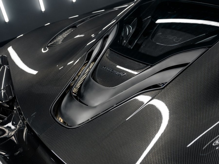 Used 2012 McLaren P1 photo 17