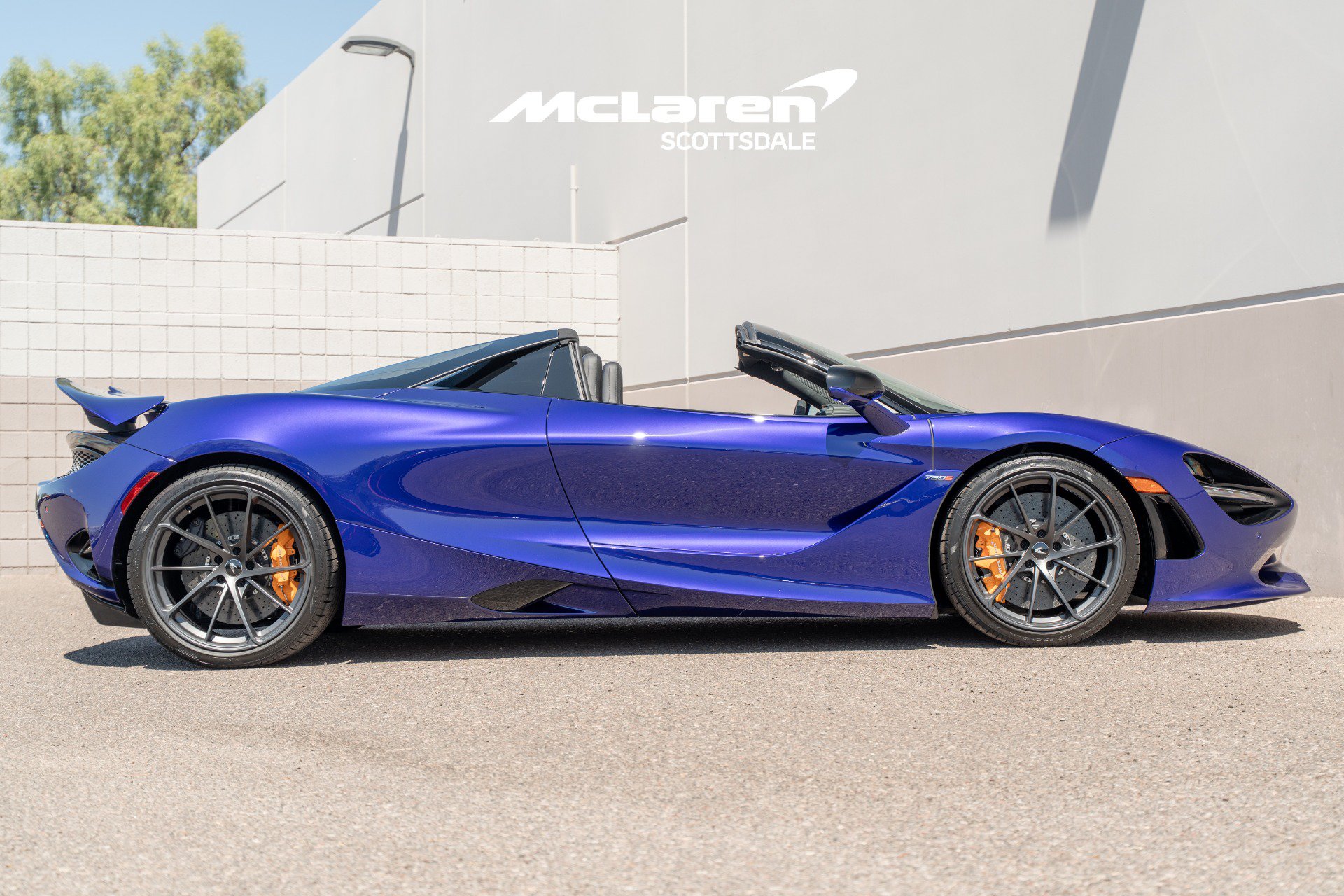 Used 2026 McLaren 750S Spider photo 8