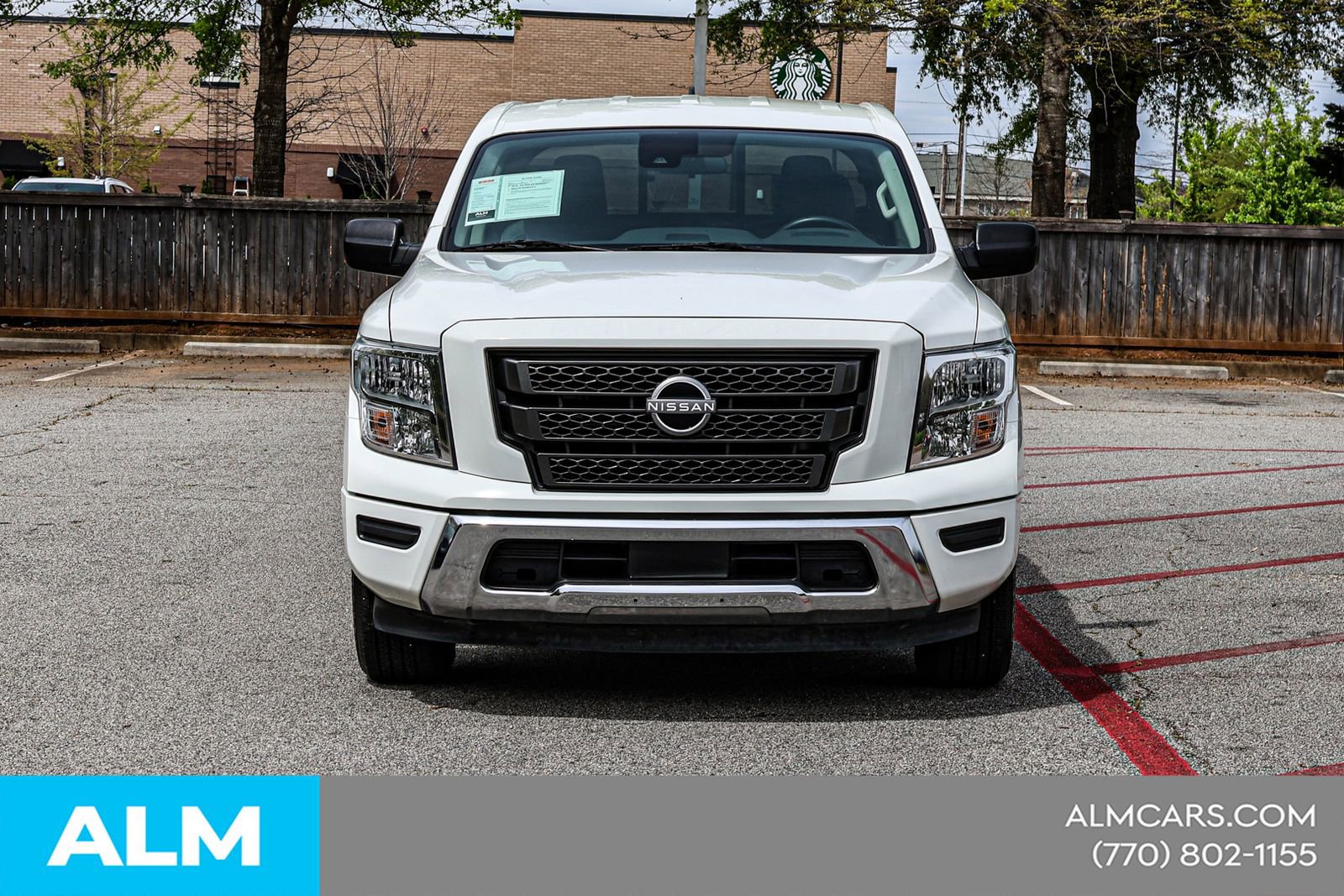 2023 Nissan Titan SV