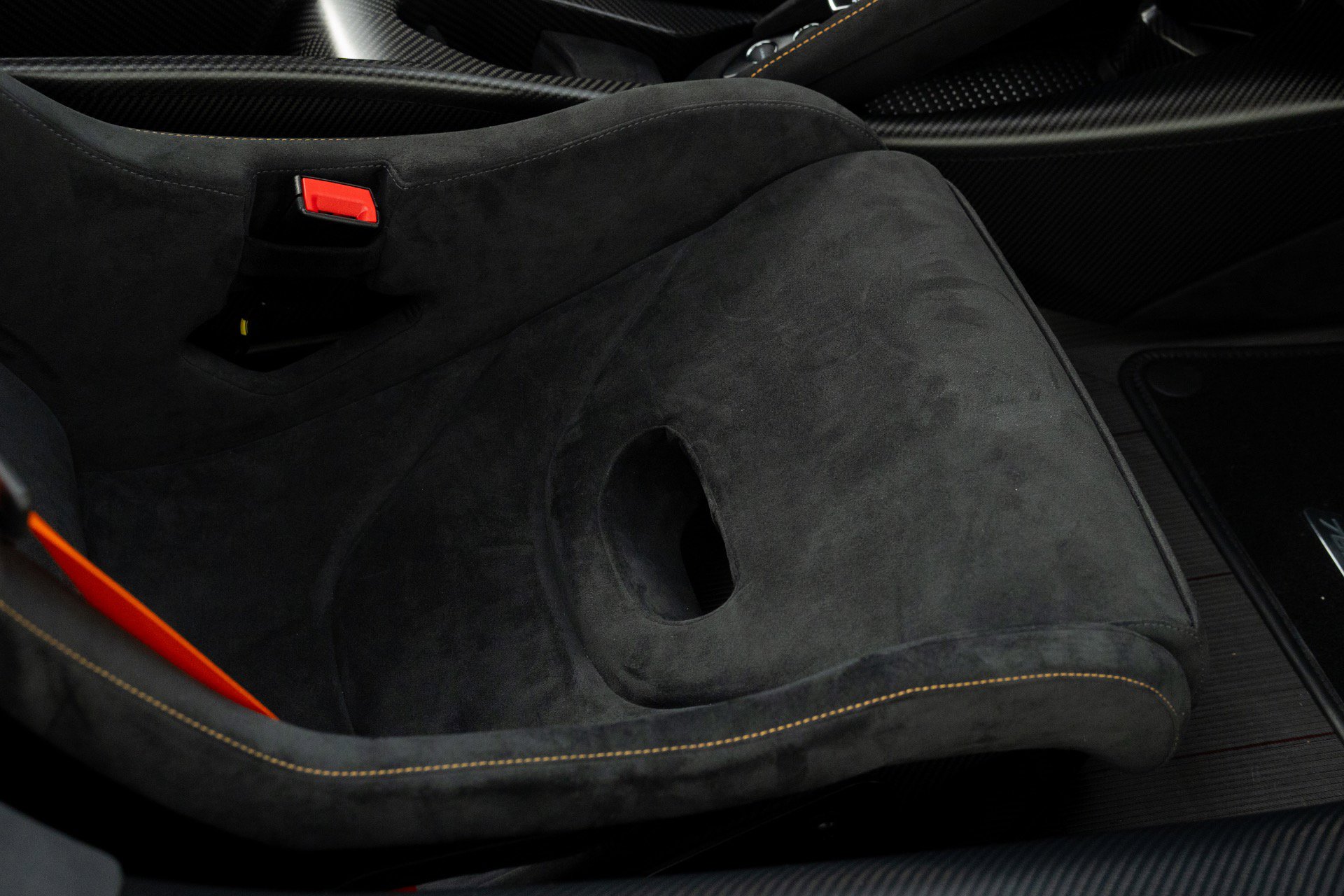 Used 2021 McLaren 765LT photo 50