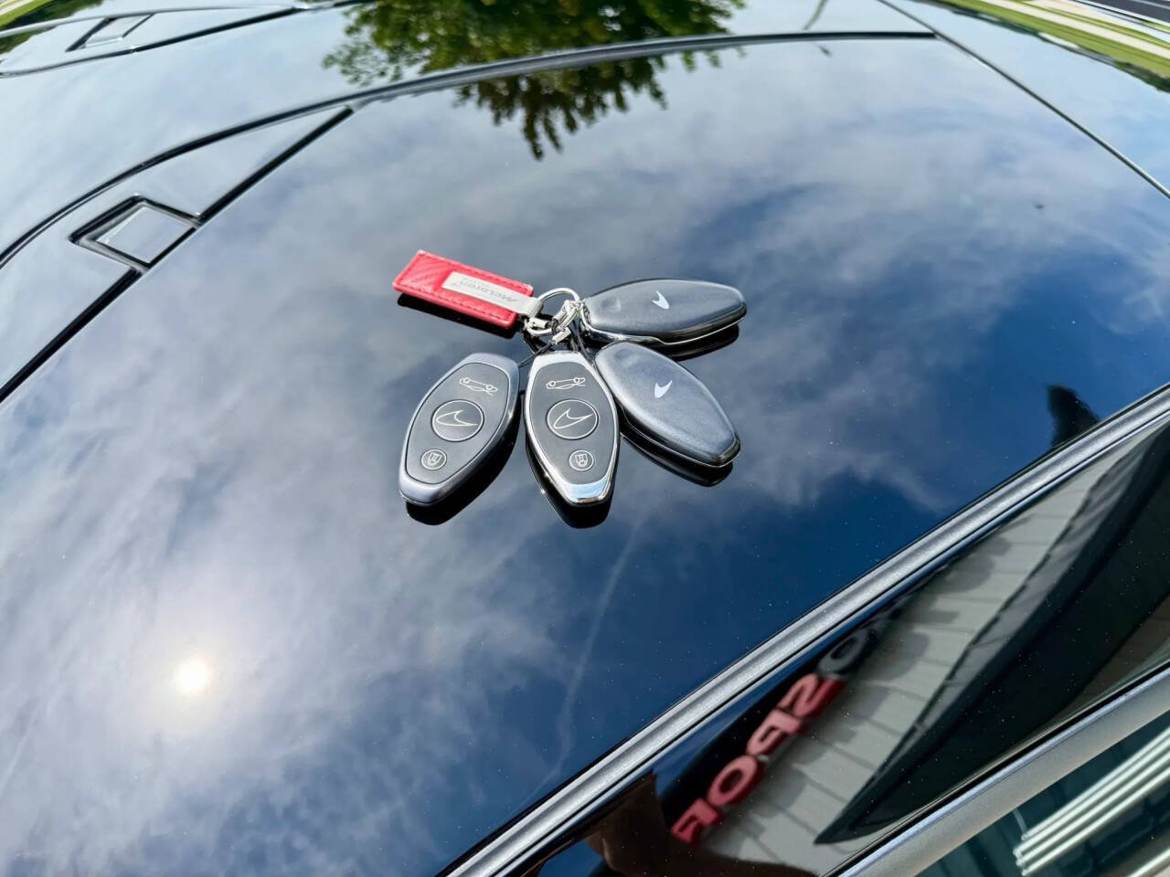 Used 2018 McLaren 720S photo 34