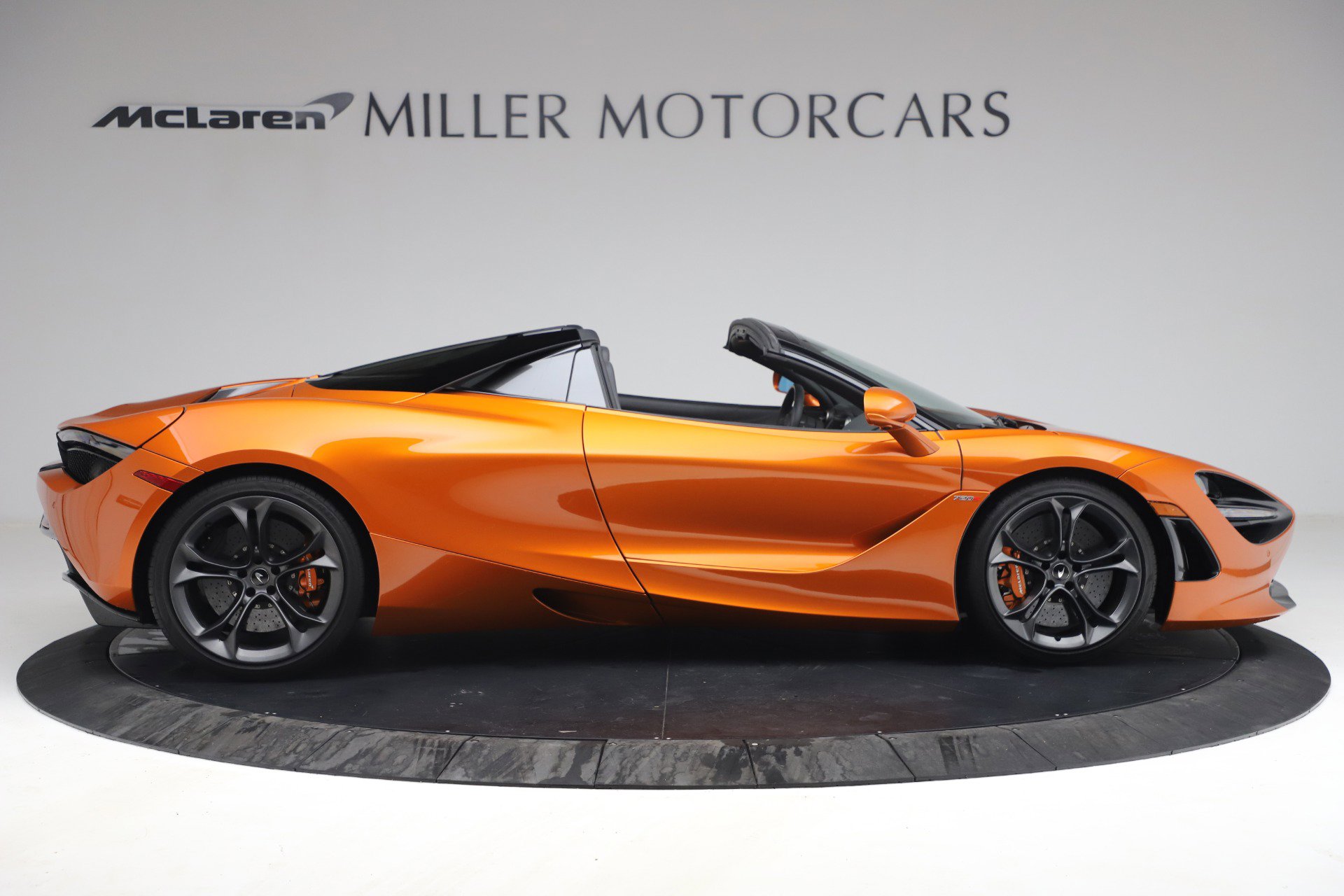 Used 2020 McLaren 720S Spider photo 9