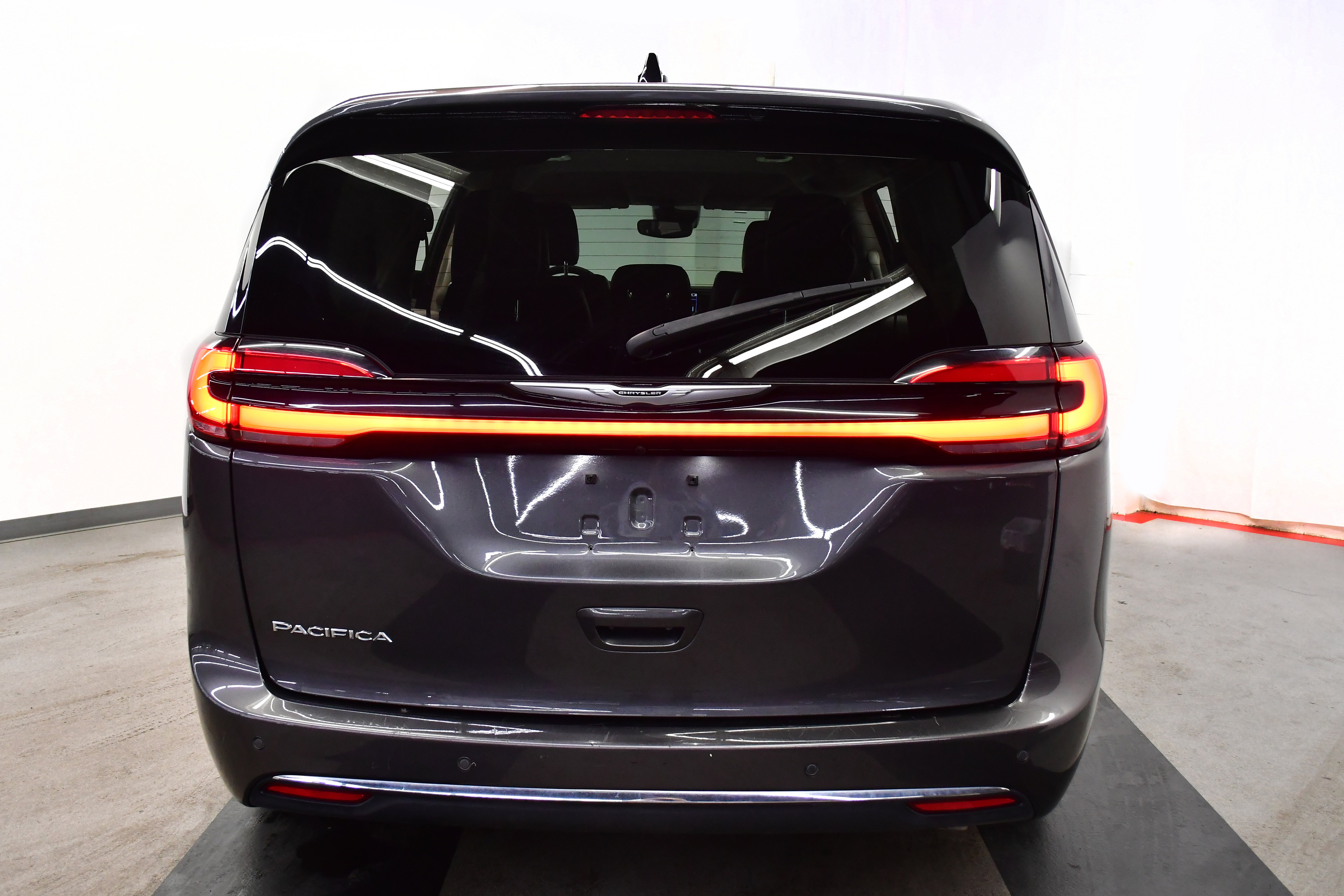 2023 Chrysler Pacifica Touring-L