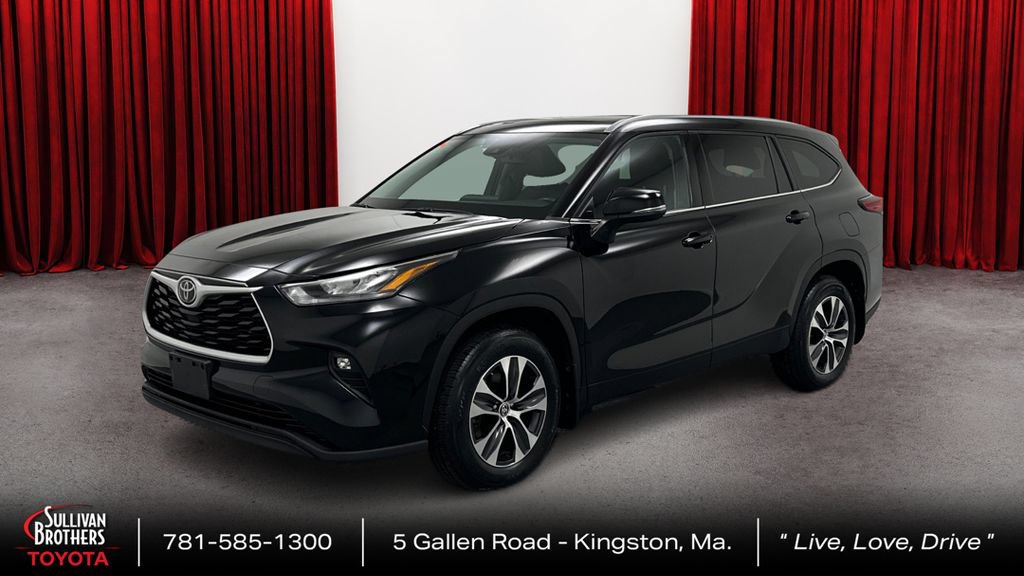 Used 2020 Toyota Highlander XLE
