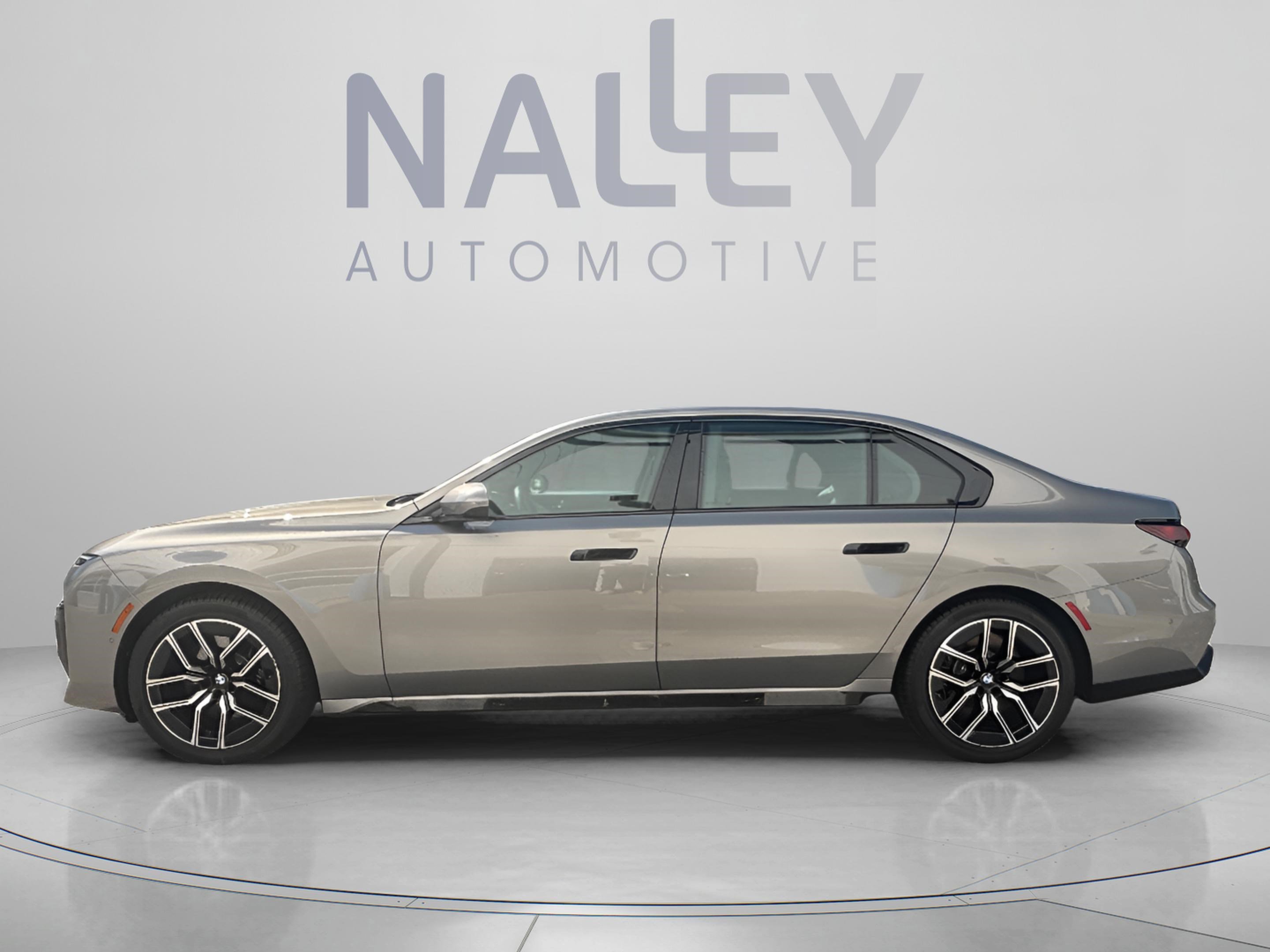 2023 BMW 760i xDrive