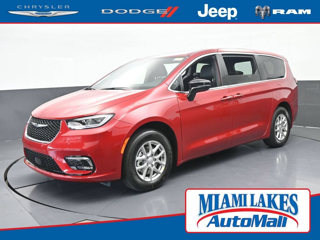 New 2026 Chrysler Pacifica Select