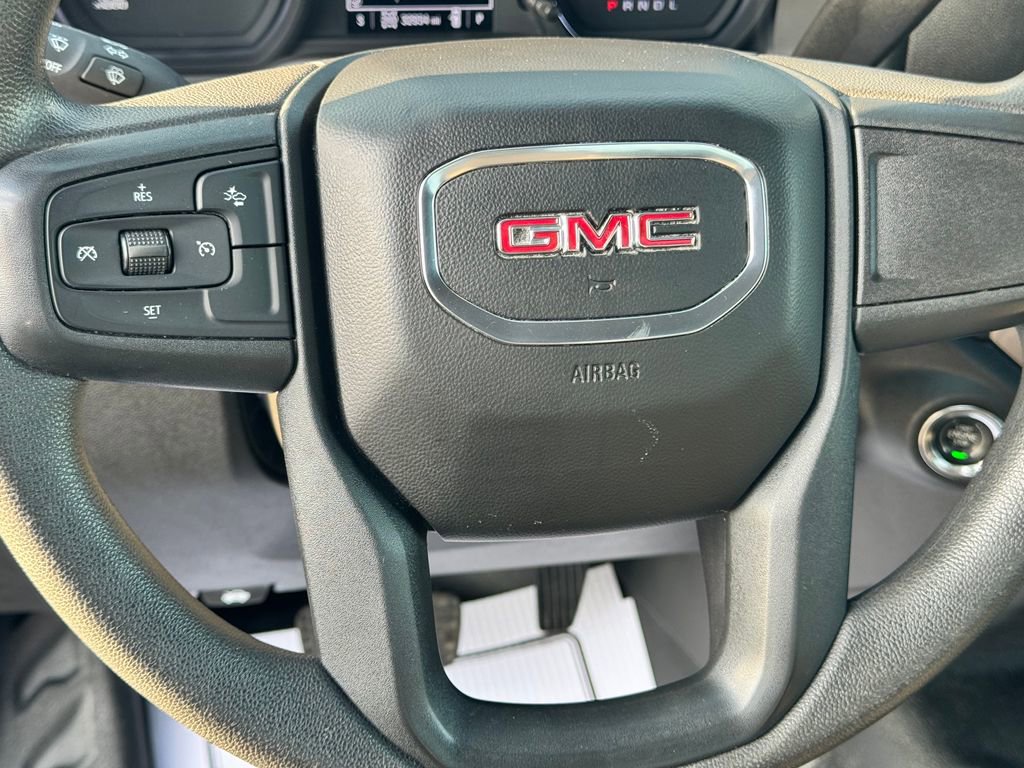 2024 GMC Sierra 2500 Pro