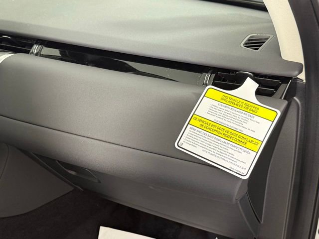 2025 Land Rover Discovery Sport S