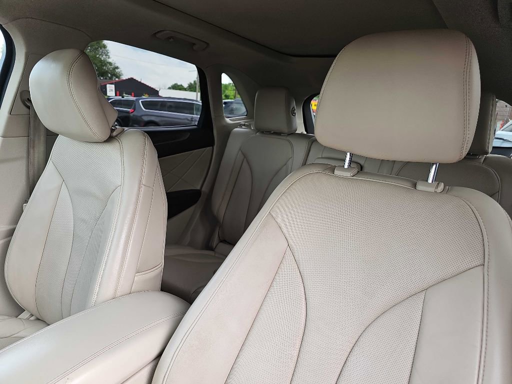 2017 Lincoln MKC Reserve