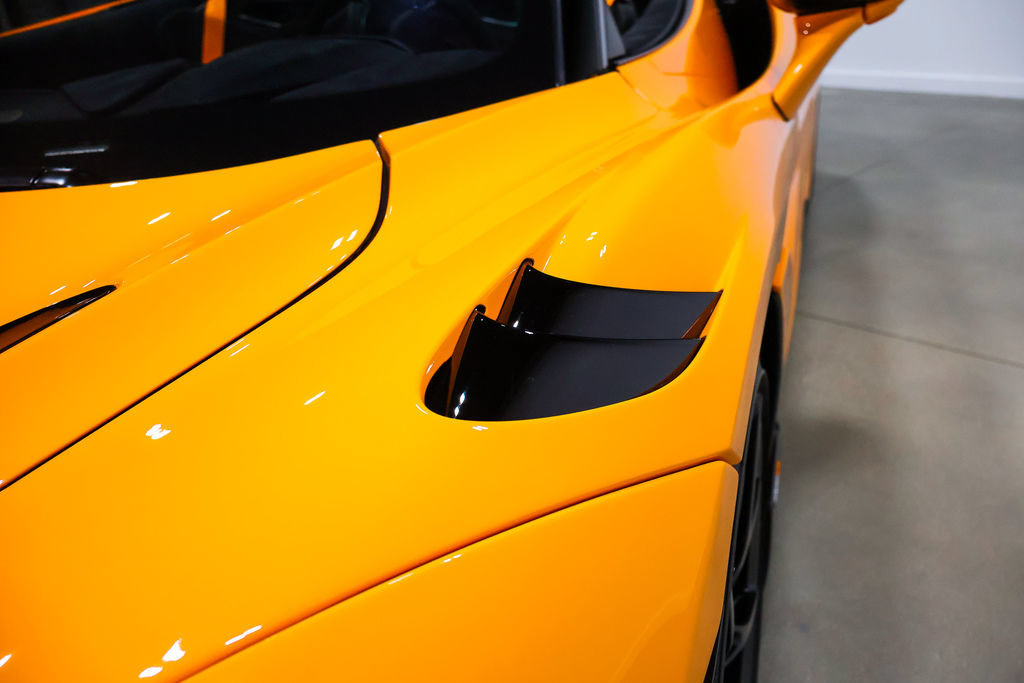 Used 2022 McLaren 765LT photo 97