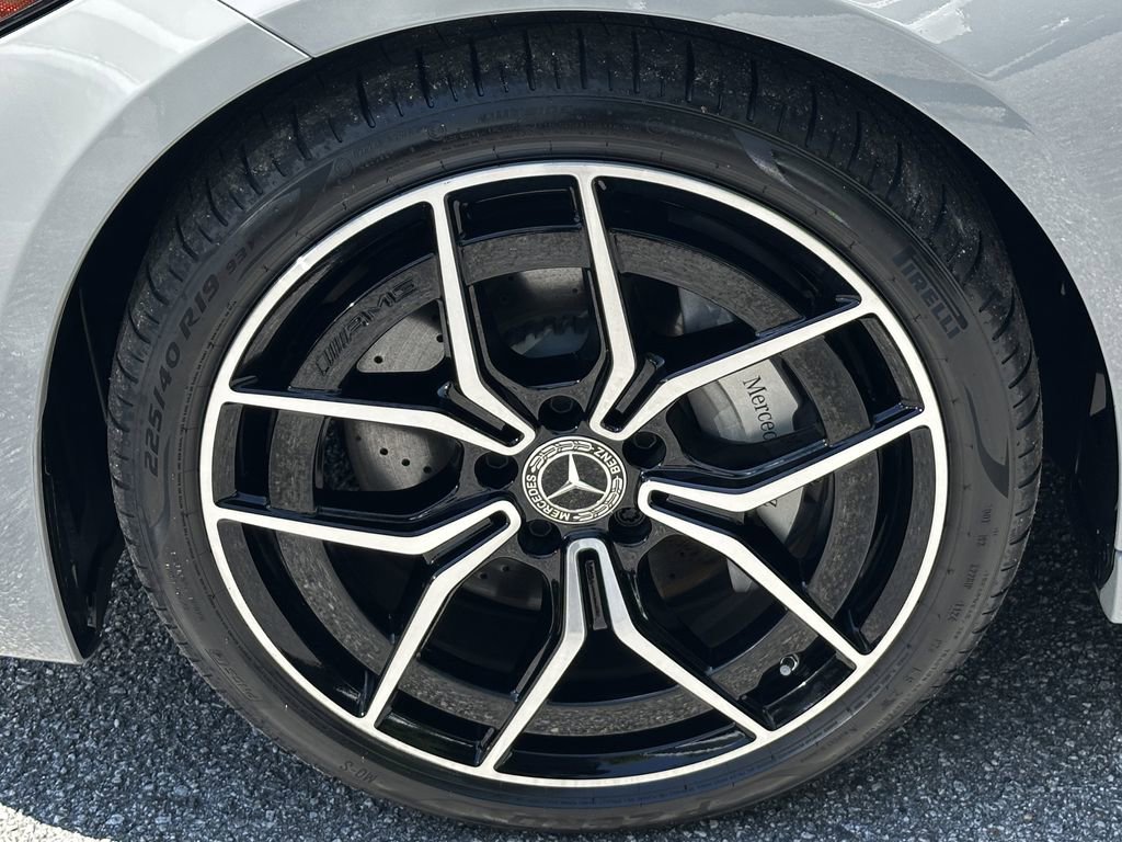 2025 Mercedes-Benz C 300 Sedan