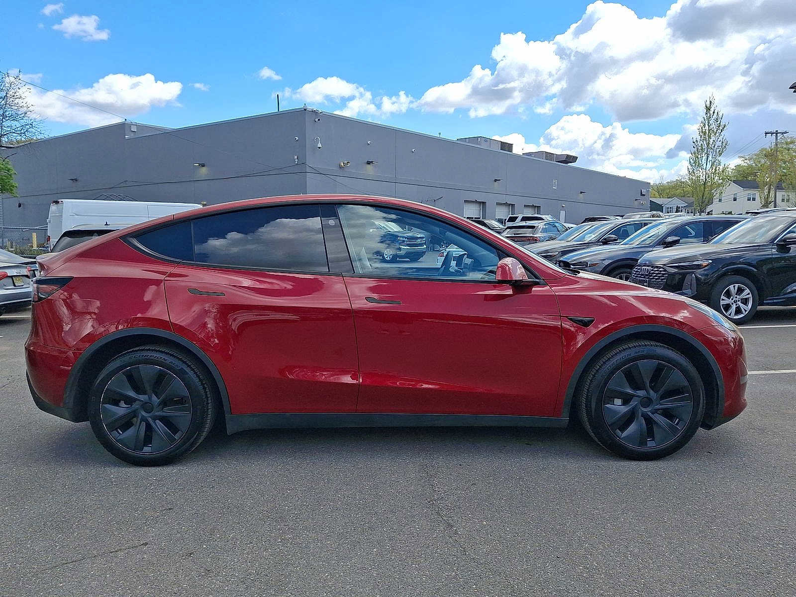 2024 Tesla Model Y Long Range