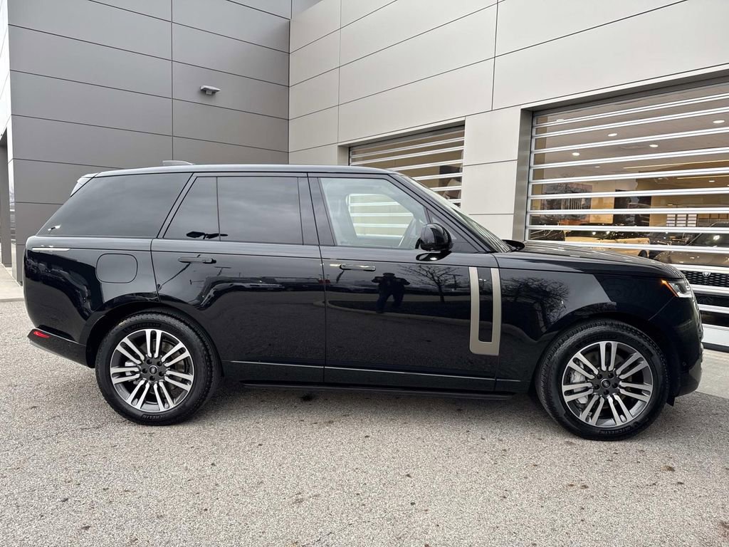 2024 Land Rover Range Rover SE