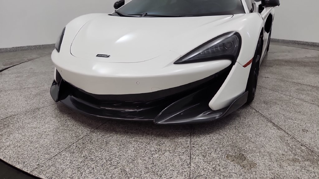 Used 2019 McLaren 600LT photo 10