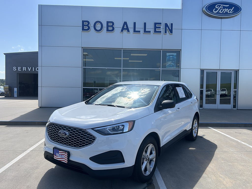 Used 2024 Ford Edge SE