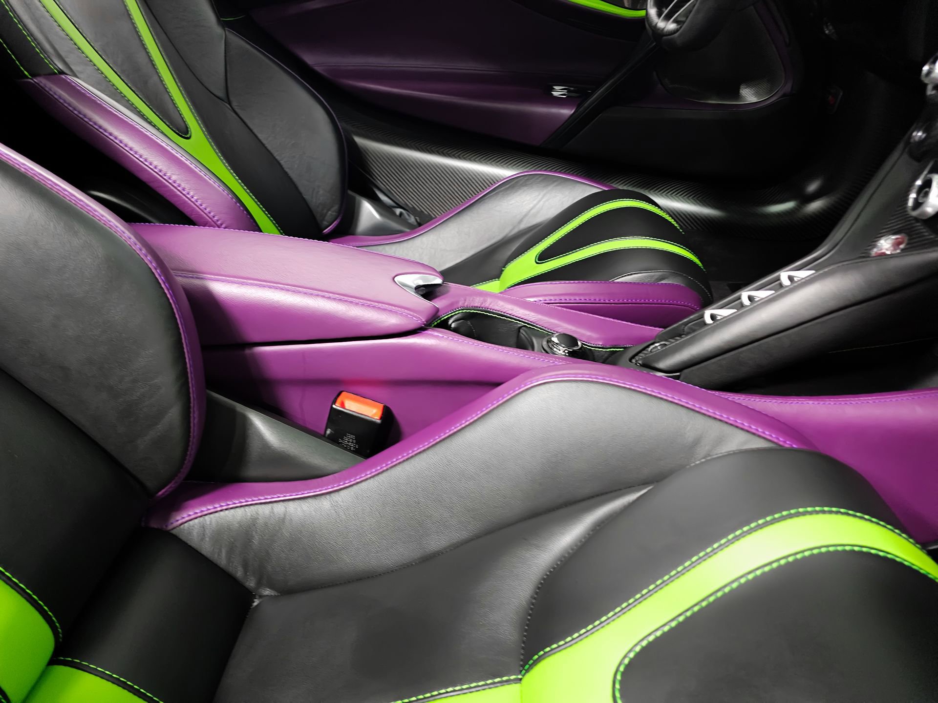 Used 2019 McLaren 720S photo 33