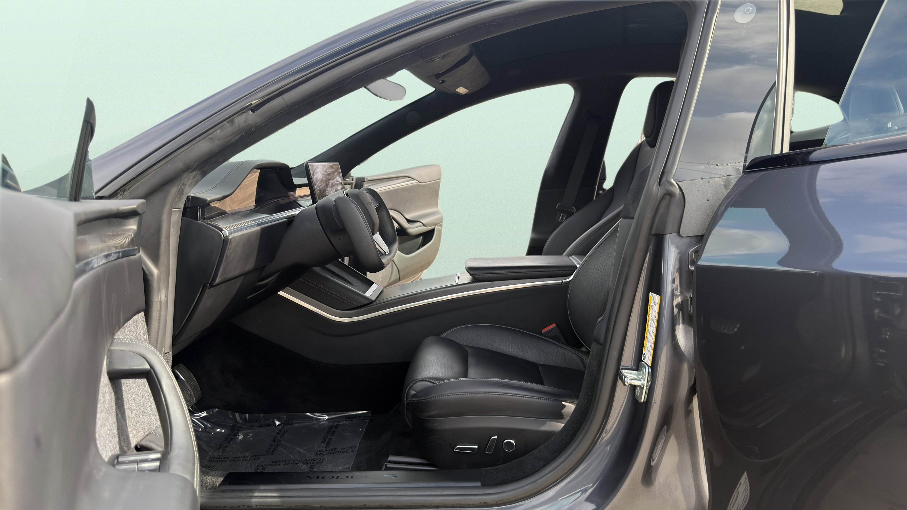 2022 Tesla Model S Plaid