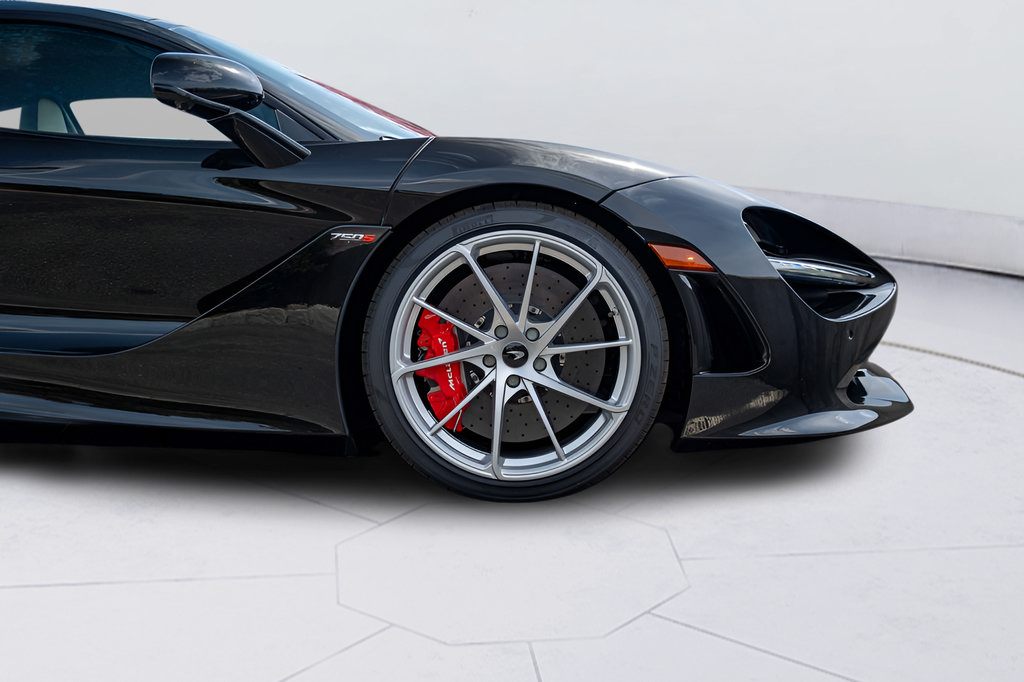 New 2026 McLaren 750S photo 19