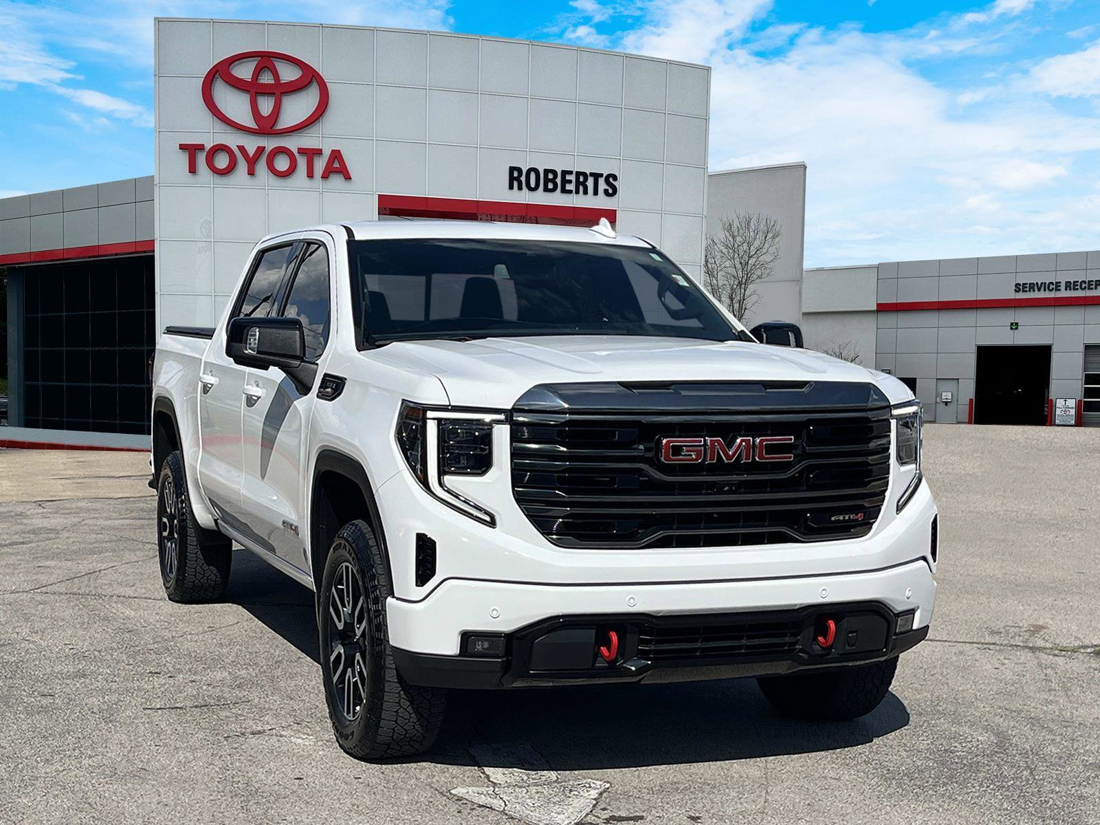 2023 GMC Sierra 1500 AT4