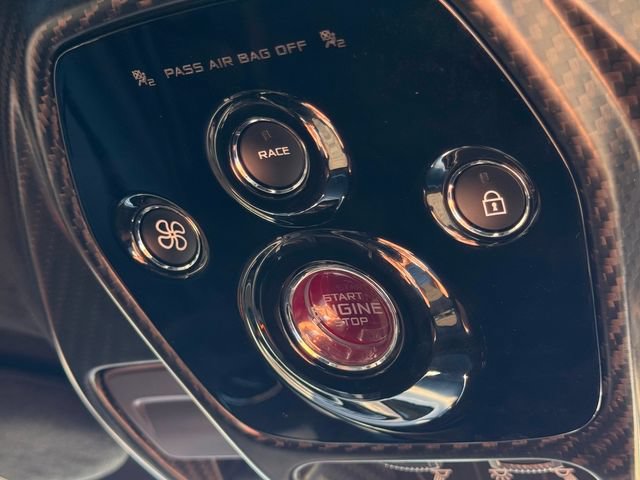 Used 2019 McLaren Senna photo 20