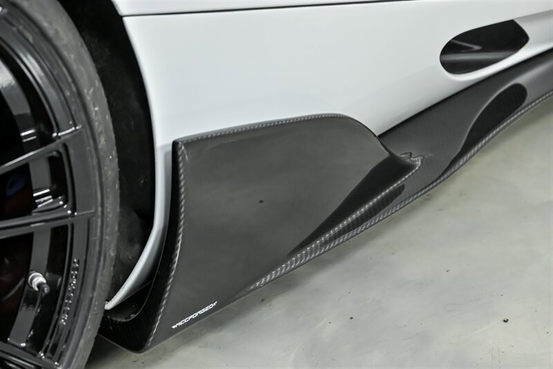 Used 2018 McLaren 720S Performance photo 18