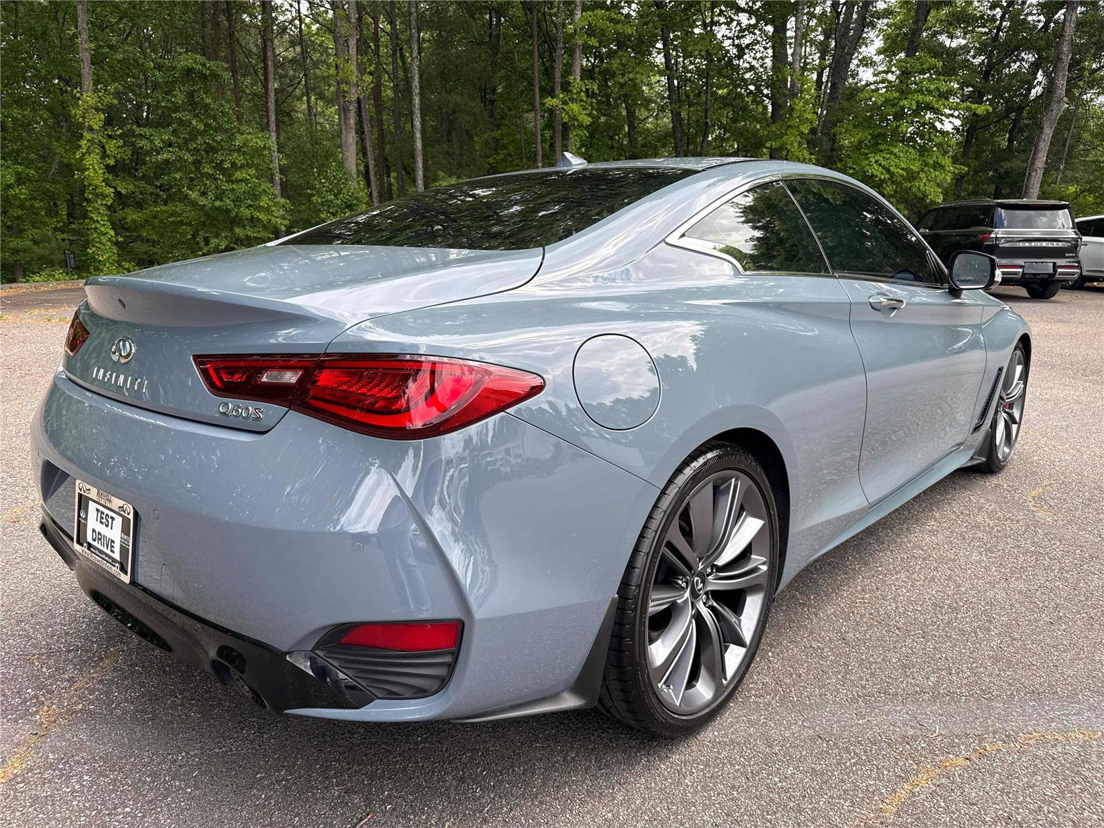 2022 INFINITI Q60 Red Sport 400